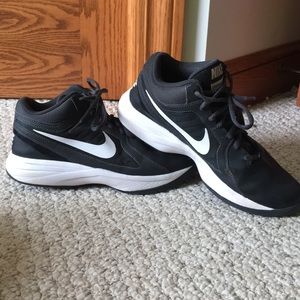 Nike women’s basketball shoes (size 9.5)